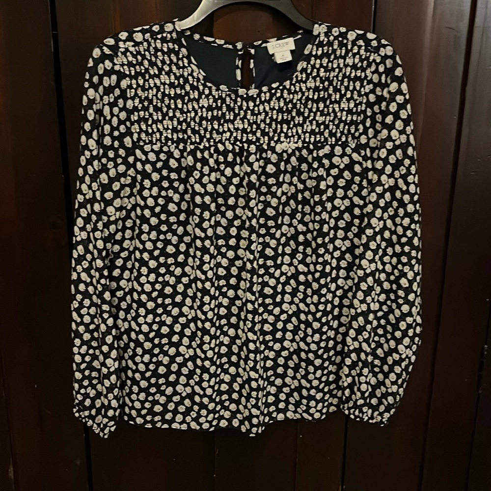Crepe floral top